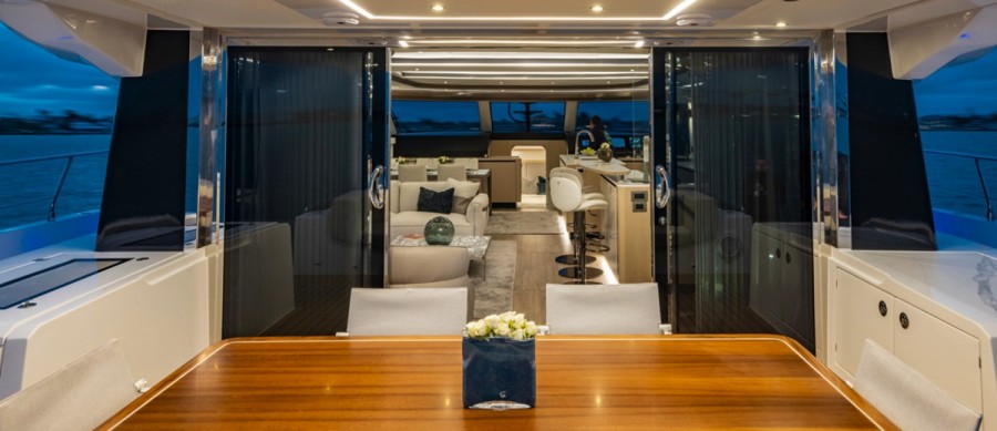 AQUILA 70 LUXURY - 24