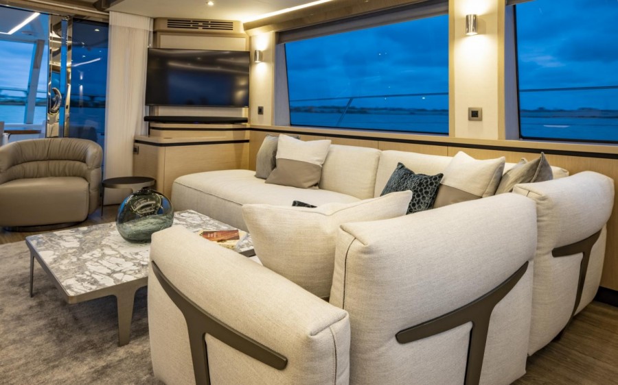 AQUILA 70 LUXURY - 22