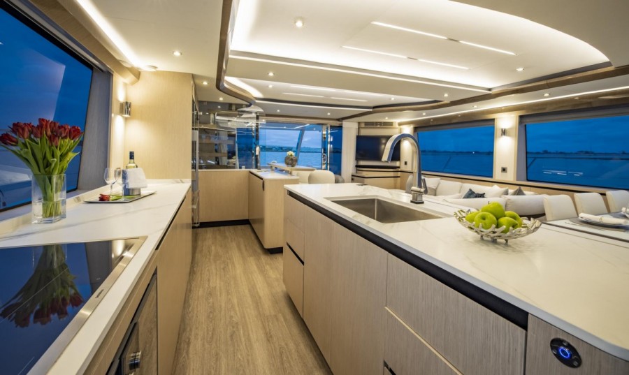 AQUILA 70 LUXURY - 25