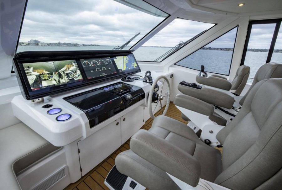 AQUILA 70 LUXURY - 15