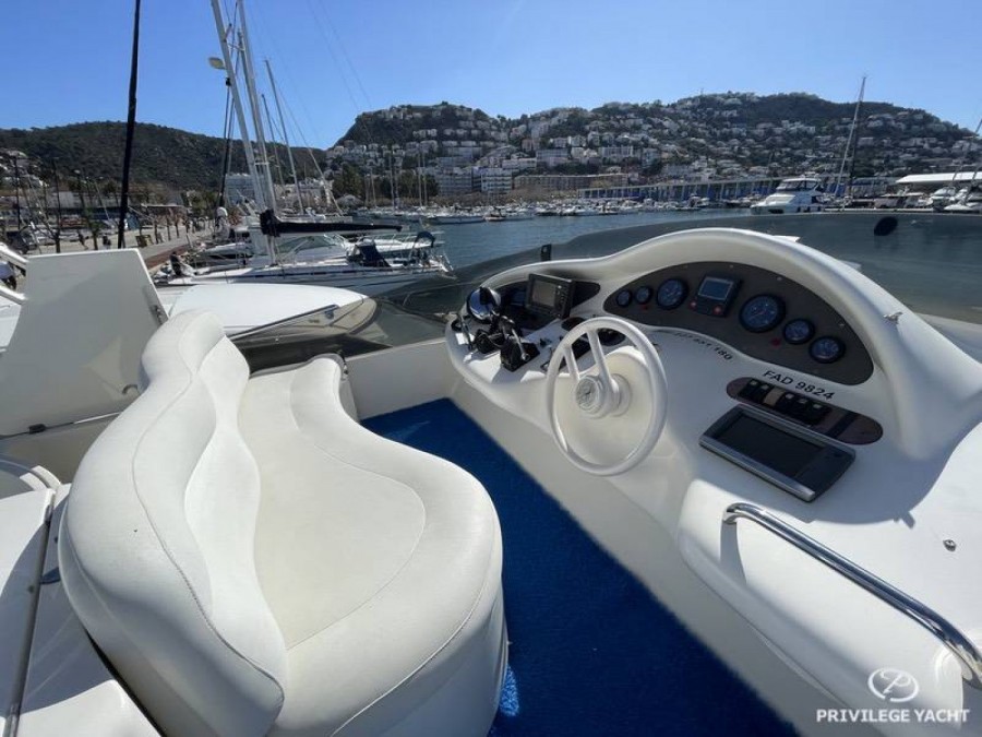 AZIMUT 46 FLY - 16