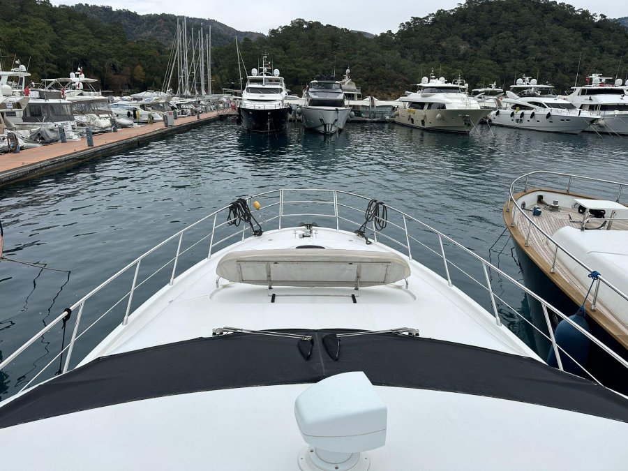 AZIMUT 64 FLY - 29