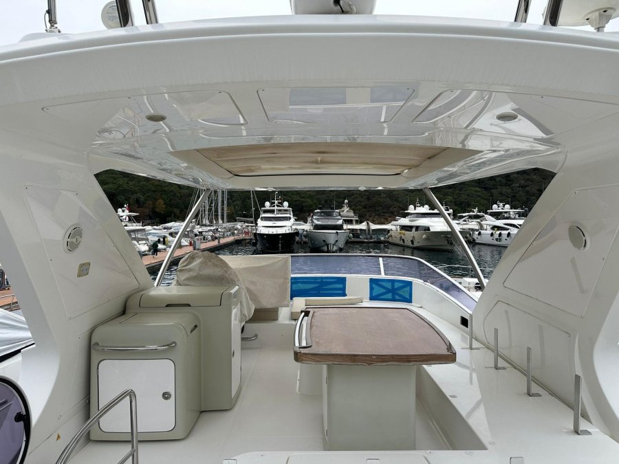 AZIMUT 64 FLY - 34