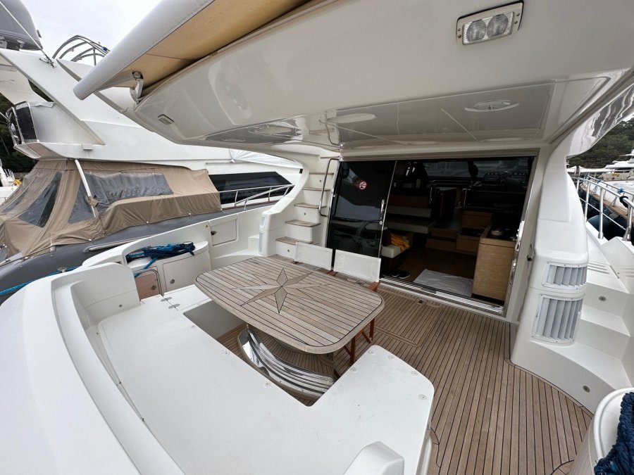 AZIMUT 64 FLY - 37