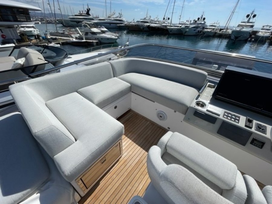 AZIMUT S7 - 19