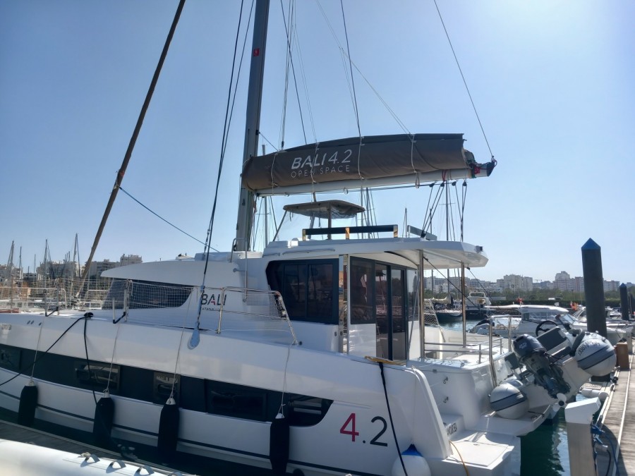 BALI CATAMARANS 4.2 - 4