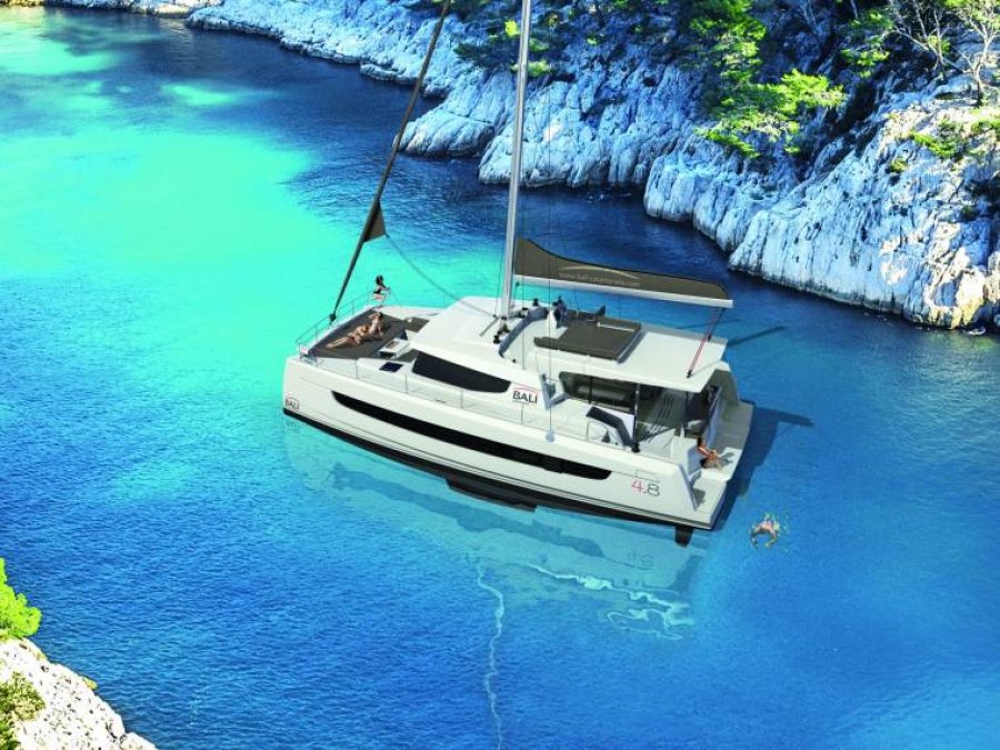 BALI CATAMARANS 4.8 - 3