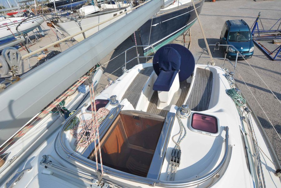 BAVARIA 31 CRUISER - 5