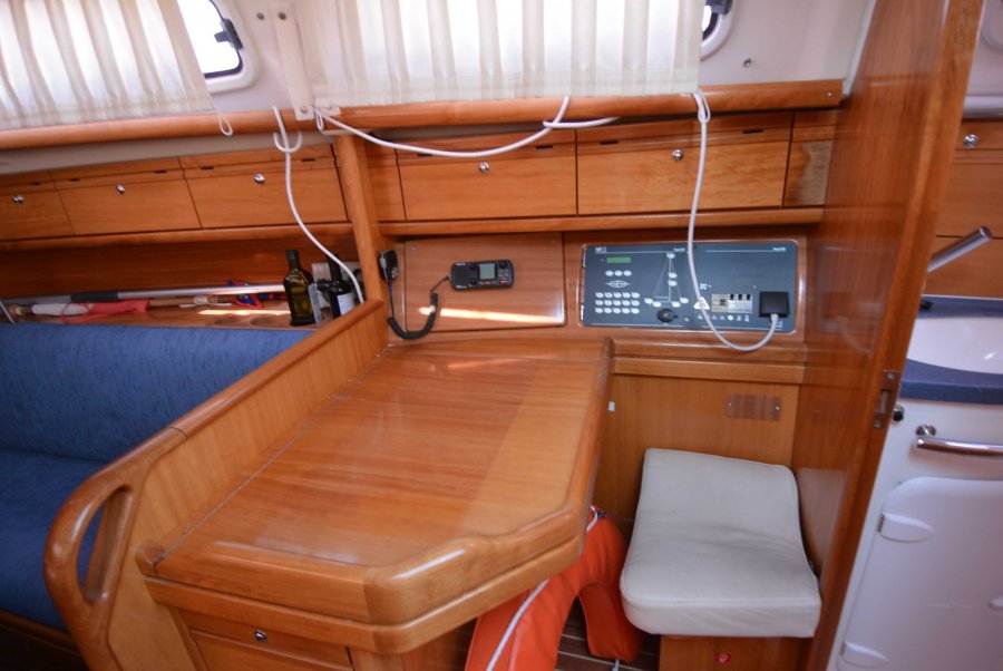 BAVARIA 31 CRUISER - 9