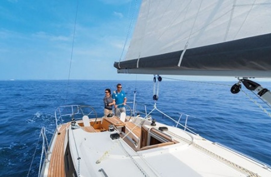 BAVARIA 34 CRUISER - 1