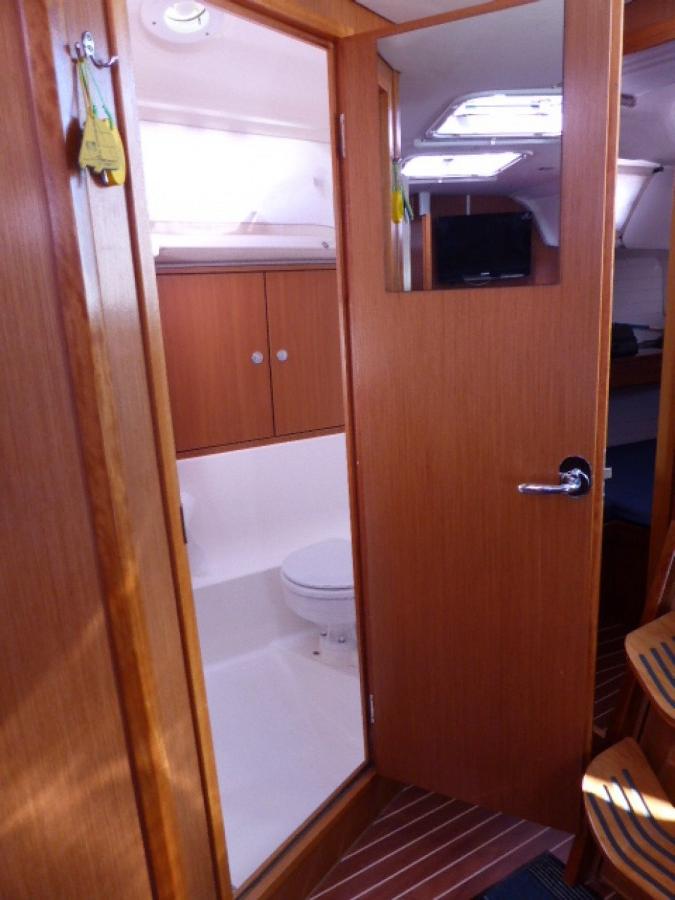 BAVARIA 35 CRUISER - 22