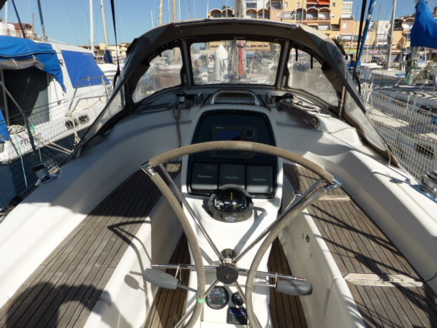 BAVARIA 35 CRUISER - 29