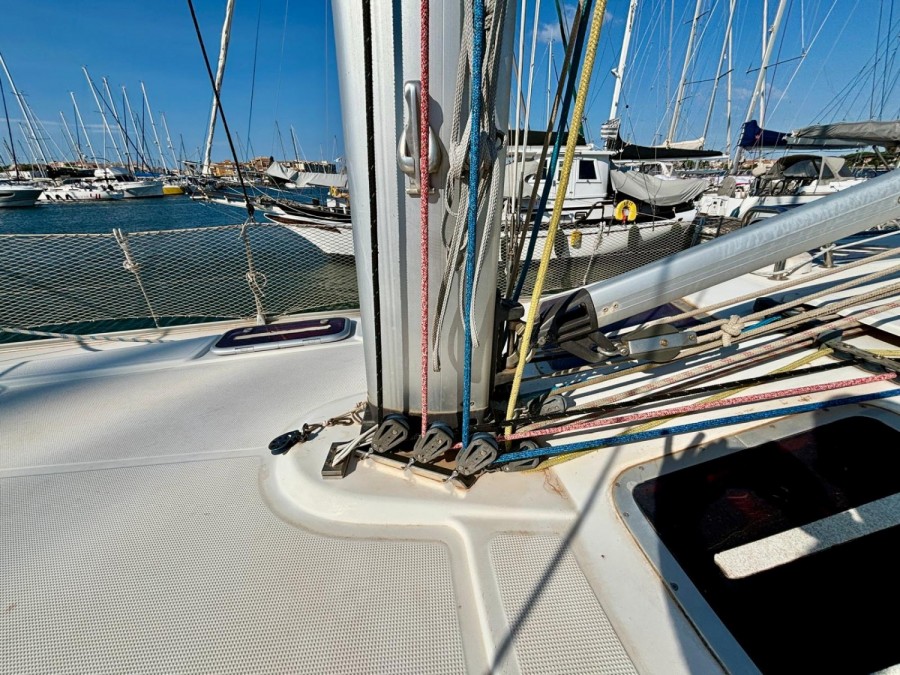 BAVARIA 44 VISION - 13