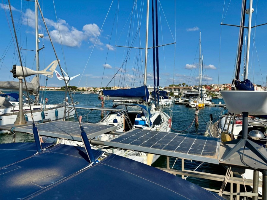 BAVARIA 44 VISION - 17