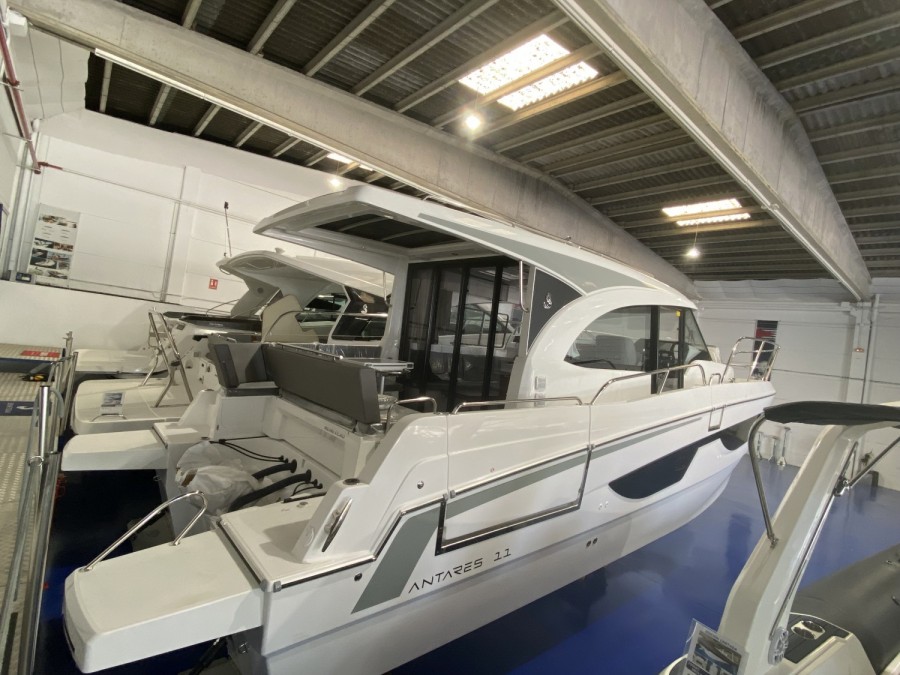 BENETEAU ANTARES 11 OB - 3