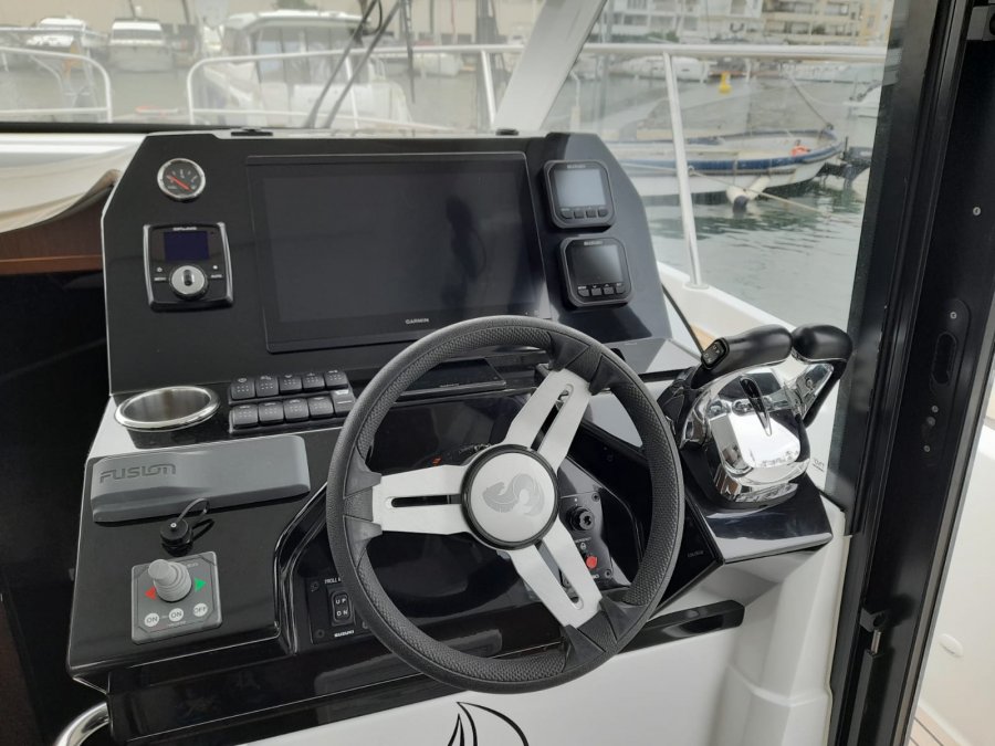 BENETEAU ANTARES 11 - 12