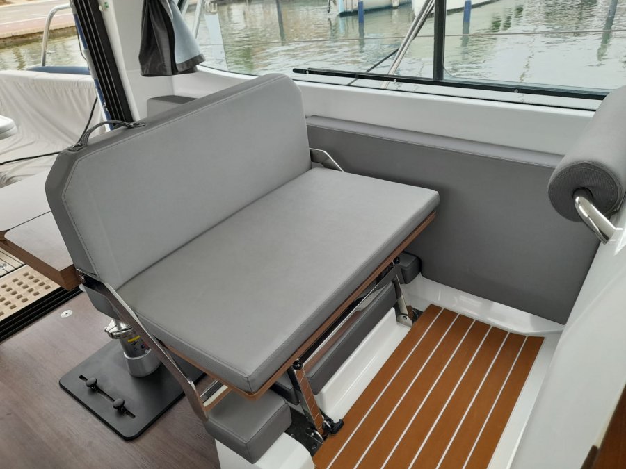 BENETEAU ANTARES 11 - 13