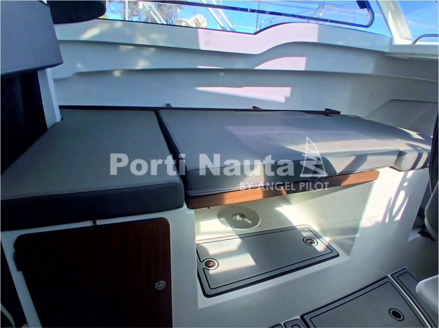 BENETEAU ANTARES 7 - 20