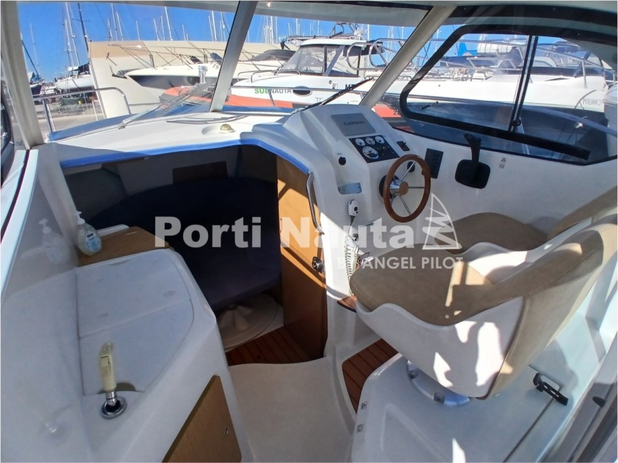 BENETEAU ANTARES 7 - 9