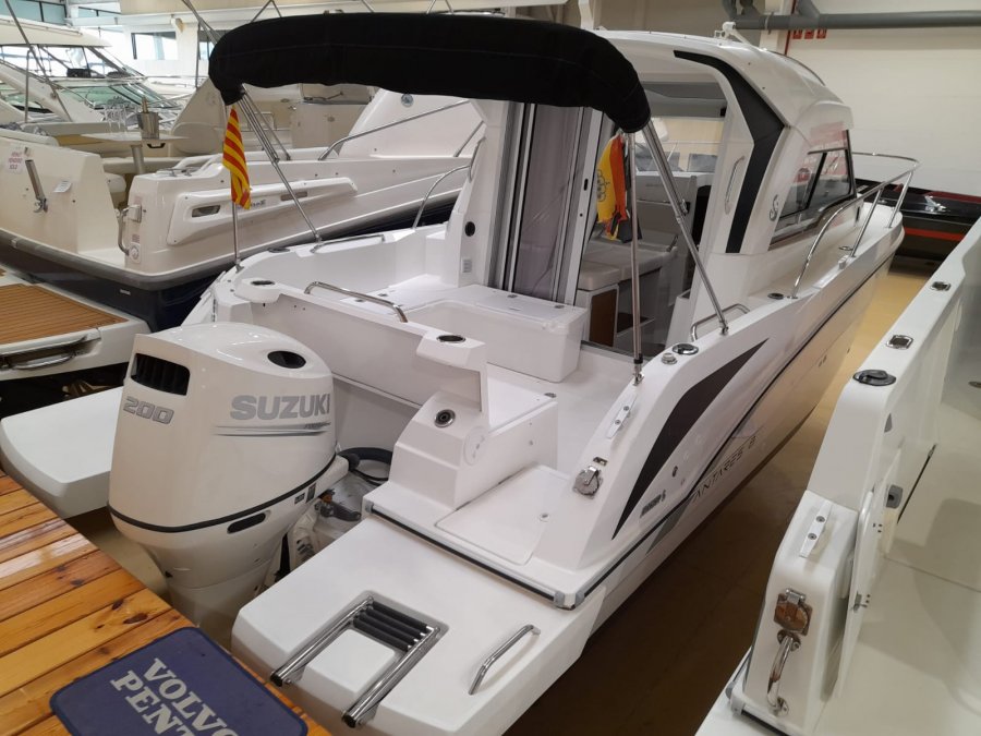 BENETEAU ANTARES 8 - 12