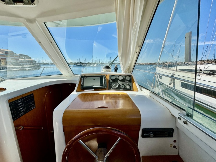 BENETEAU ANTARES SERIE 9 - 20