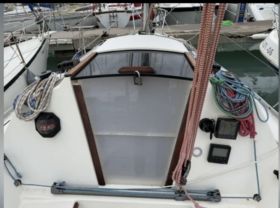 BENETEAU FIRST 235 - 17