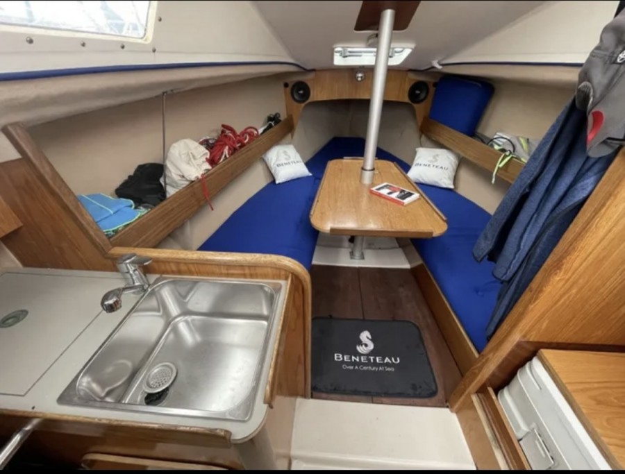 BENETEAU FIRST 235 - 19