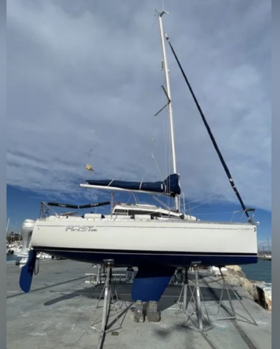 BENETEAU FIRST 235 - 13