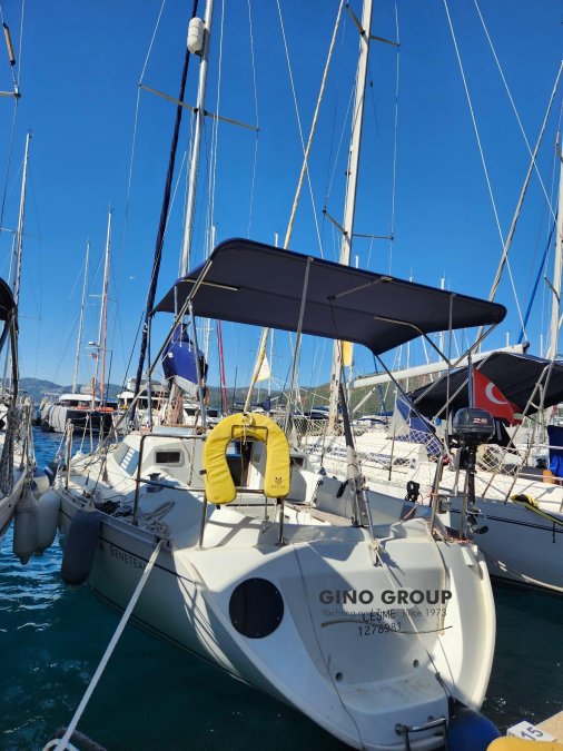 BENETEAU FIRST 305 - 1