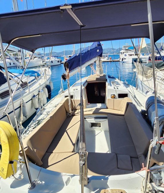 BENETEAU FIRST 305 - 26