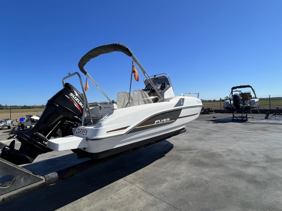 BENETEAU FLYER 5.5 SUNDECK - 2