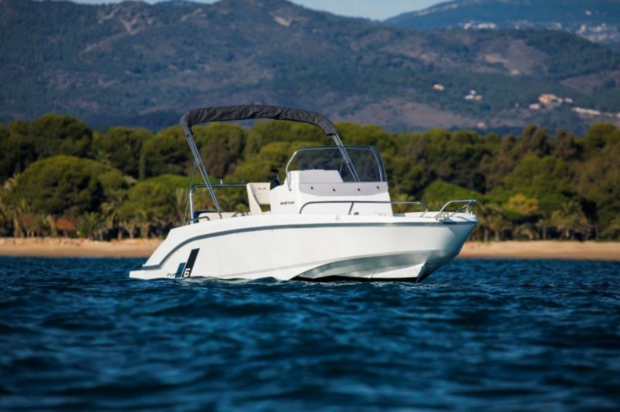 BENETEAU FLYER 6 SPACEDECK - 27