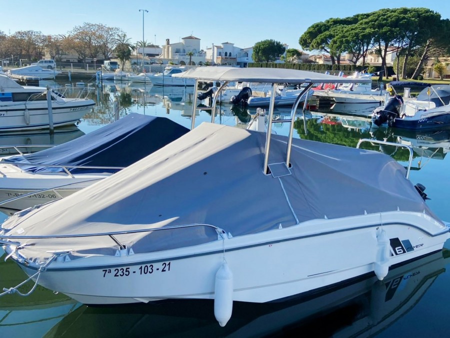 BENETEAU FLYER 6 SPACEDECK - 18