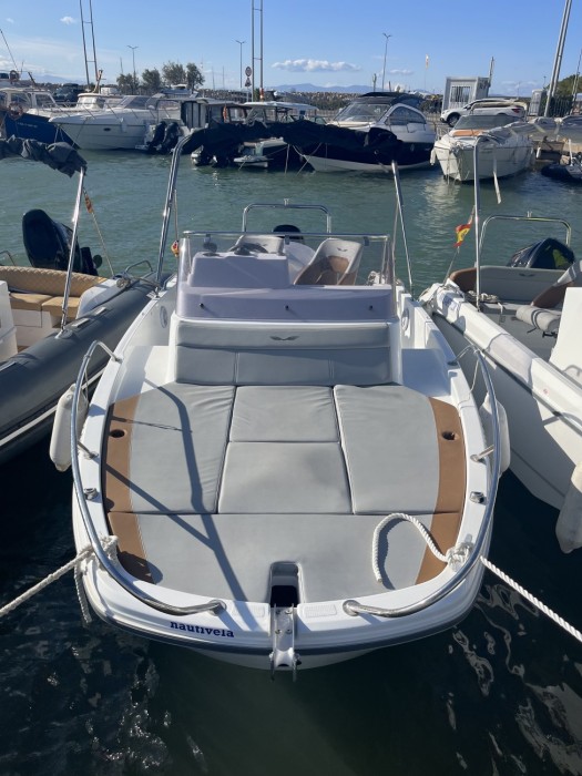 Beneteau Flyer 6 SUNdeck