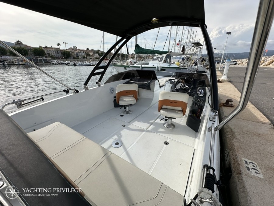 BENETEAU FLYER 6.6 SPORTDECK - 3