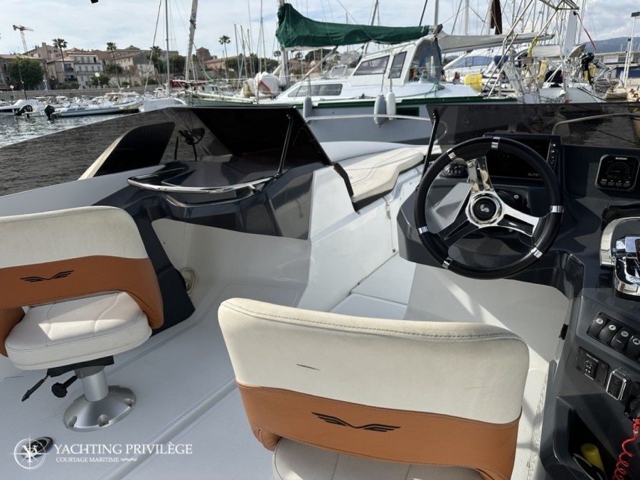 BENETEAU FLYER 6.6 SPORTDECK - 12