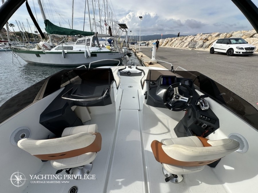 BENETEAU FLYER 6.6 SPORTDECK - 9