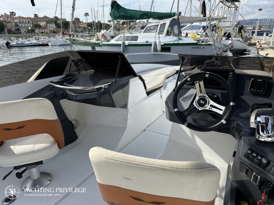 BENETEAU FLYER 6.6 SPORTDECK - 11