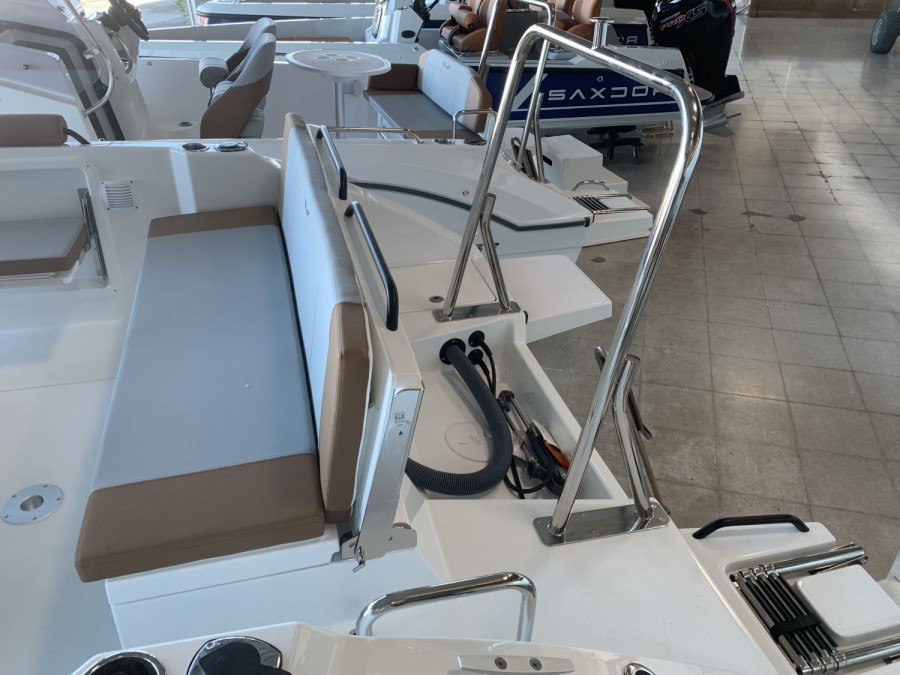 BENETEAU FLYER 7 SPACEDECK - 14