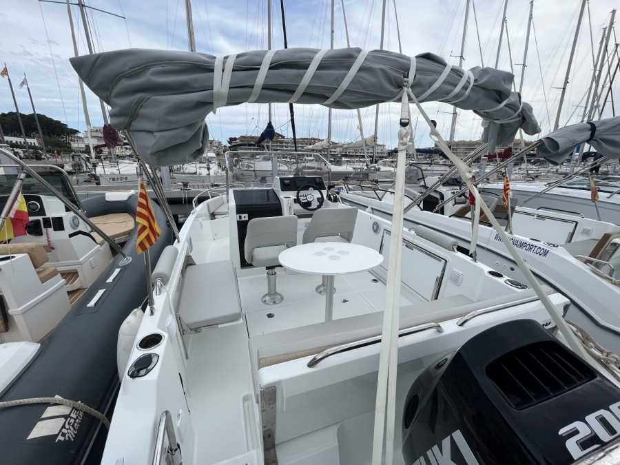 BENETEAU FLYER 7 SPACEDECK - 6