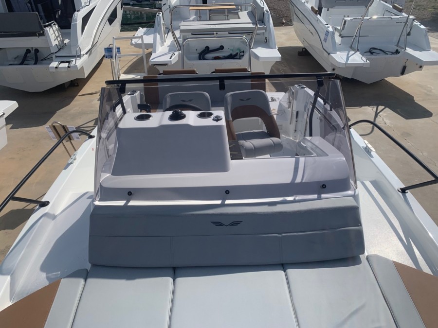 BENETEAU FLYER 7 SUNDECK - 4