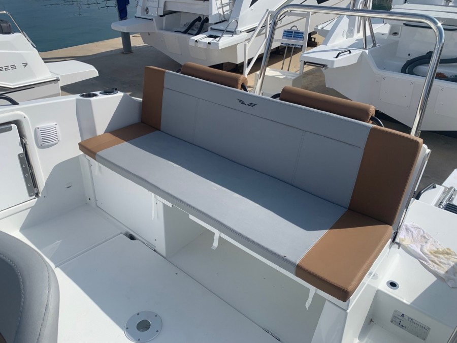 BENETEAU FLYER 7 SUNDECK - 6