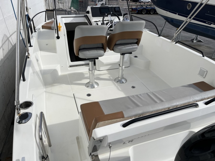 BENETEAU FLYER 7 SUNDECK - 6