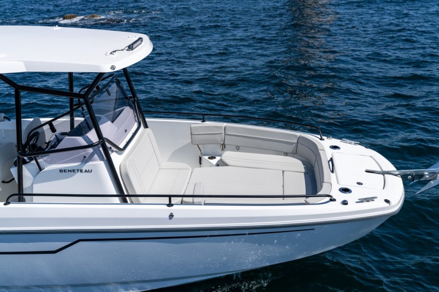 BENETEAU FLYER 8 SPACEDECK V2 - 4