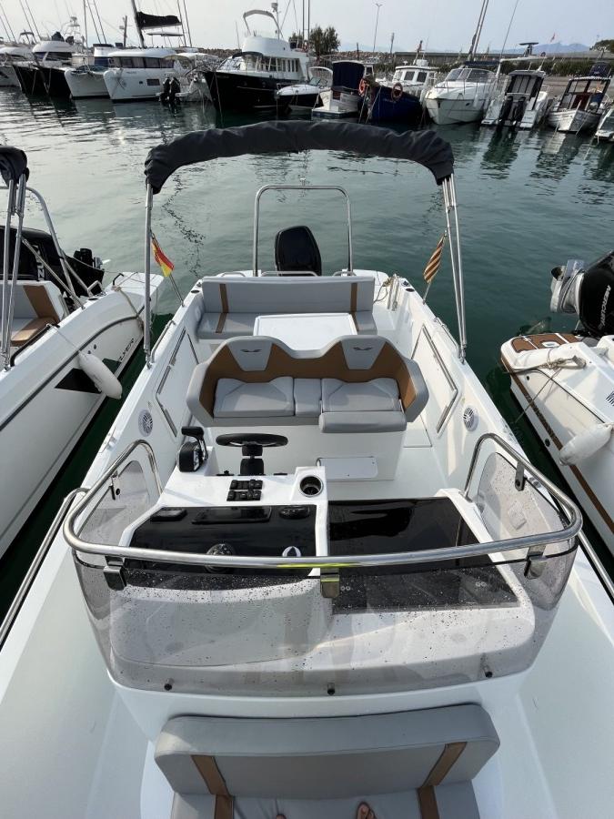 BENETEAU FLYER 8 SPACEDECK V2 - 5