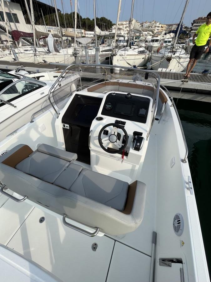 BENETEAU FLYER 8 SPACEDECK V2 - 7