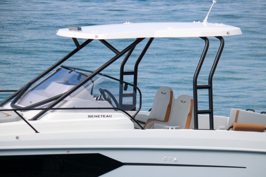 BENETEAU FLYER 8 SUNDECK V2 - 4