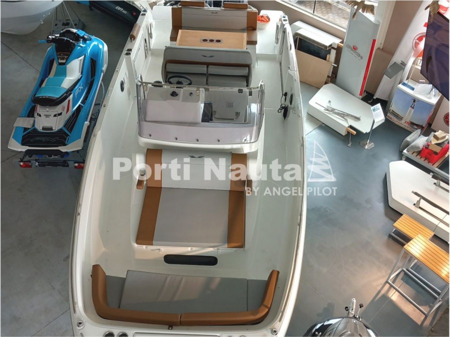 BENETEAU FLYER 9 SPACEDECK - 14