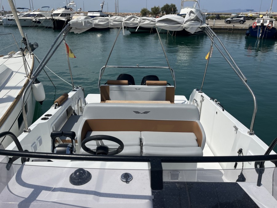 BENETEAU FLYER 9 SPACEDECK - 2