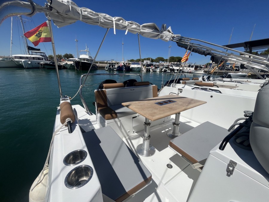 BENETEAU FLYER 9 SPACEDECK - 4